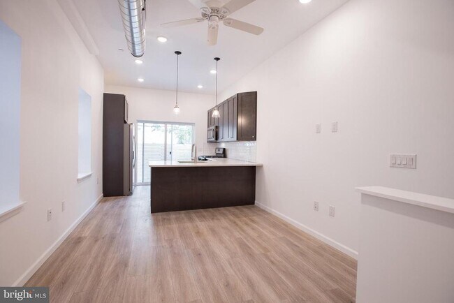 property at 1611 Swain St