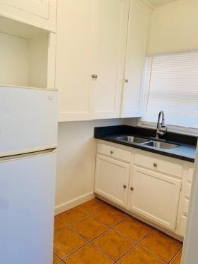 1010 E. 2nd Street in Long Beach, CA - Foto de edificio - Interior Photo