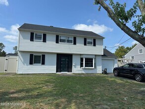 18 Branch Rd in Ocean Township, NJ - Building Photo - Building Photo