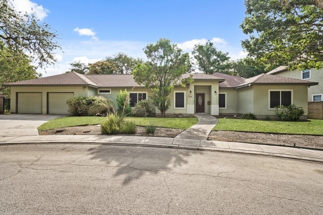 property at 7114 Bethencourt
