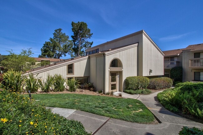 property at 300 Glenwood Cir