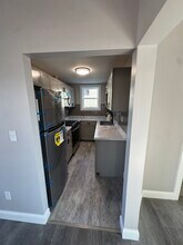 314 Dartmouth St, Unit 2 in New Bedford, MA - Foto de edificio - Building Photo