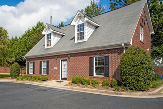 Avenue Apartments in Cartersville, GA - Building Photo - Building Photo