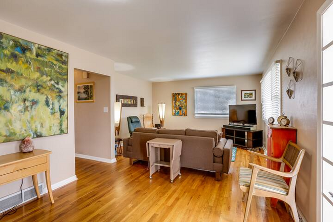 109 W Cleveland St in Lafayette, CO - Building Photo - Building Photo