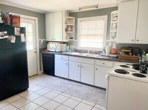 1111 Park St in Troy, AL - Building Photo - Building Photo