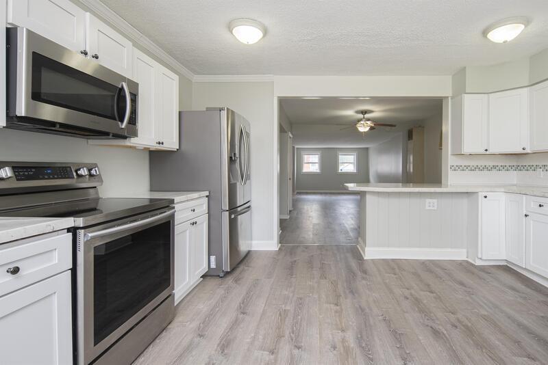 690 2nd Ave in Troy, NY - Building Photo