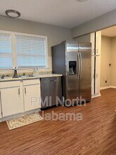 9921 Pulaski Pike in Toney, AL - Foto de edificio - Building Photo