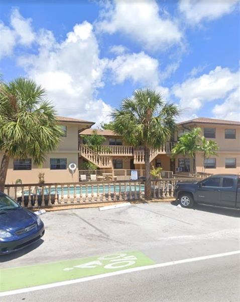 2625 Middle River Dr in Fort Lauderdale, FL - Building Photo