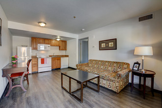 Residence at Tropicana in Las Vegas, NV - Building Photo - Building Photo