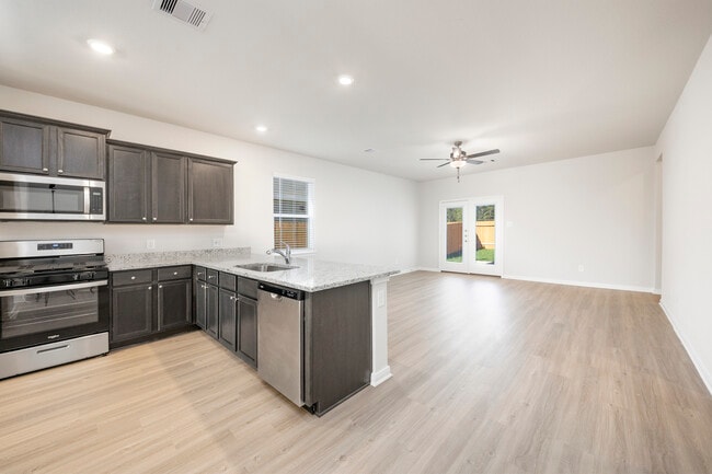 15515 Caramel Spgs Dr in Conroe, TX - Building Photo - Building Photo