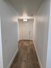 15908 Wolf Crk Wy in Oklahoma City, OK - Foto de edificio - Building Photo