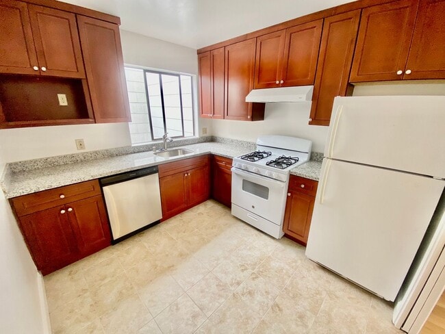319 24th Ave in San Francisco, CA - Building Photo - Building Photo