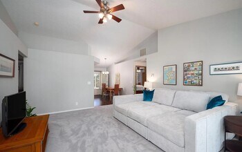 5656 S Onaga Pl in Boise, ID - Building Photo - Building Photo