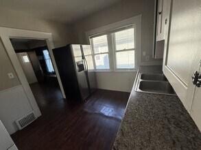 11317 Florian Ave in Cleveland, OH - Building Photo - Building Photo