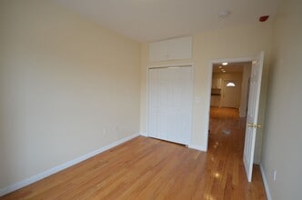 16 Chelsea St, Unit 1 in Boston, MA - Building Photo - Building Photo