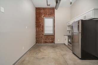 The Davis lofts at Main Street in Rocky Mount, NC - Building Photo - Building Photo