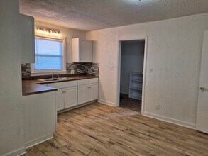 1856 E 78th St in Kansas City, MO - Building Photo - Building Photo