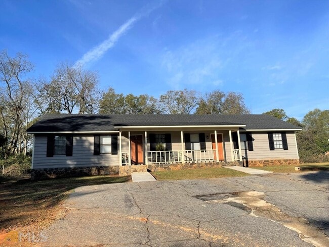 307 Pelly St in Griffin, GA - Building Photo - Building Photo