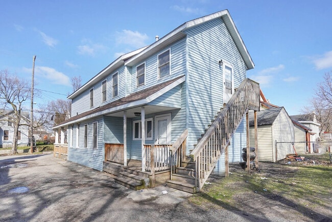 334 Indiana ave sw, Unit 3 in Grand Rapids, MI - Building Photo - Building Photo