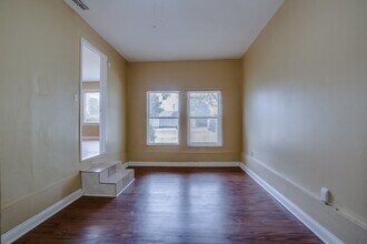 2706 33rd St in Lubbock, TX - Building Photo - Building Photo