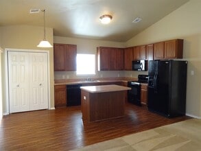 9000 Stone Mill Ln in Fort Worth, TX - Foto de edificio - Building Photo