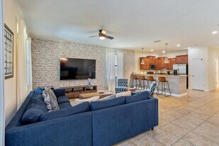 1416 Moon Valley Dr in Four Corners, FL - Building Photo