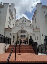 323 Navarre Ave in Coral Gables, FL - Building Photo