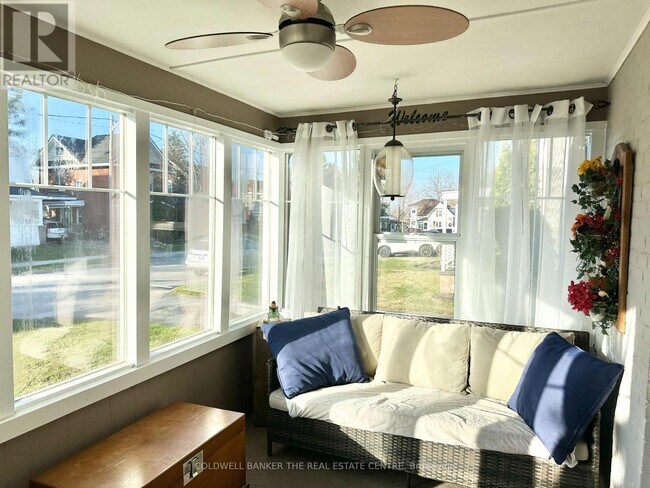 387 Horrell Ave in Midland, ON - Building Photo - Building Photo