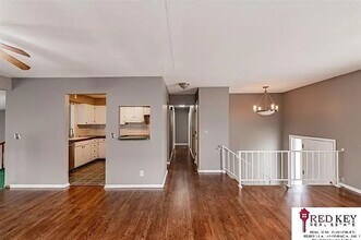 4962 S 142 St in Omaha, NE - Building Photo - Building Photo