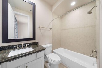 1048 W 21st St in Houston, TX - Building Photo - Building Photo