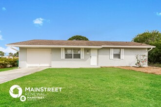 107 NE Twylite Terrace in Port St. Lucie, FL - Building Photo - Building Photo