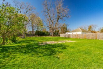 427 Vernal Ave in Milton, WI - Building Photo - Building Photo