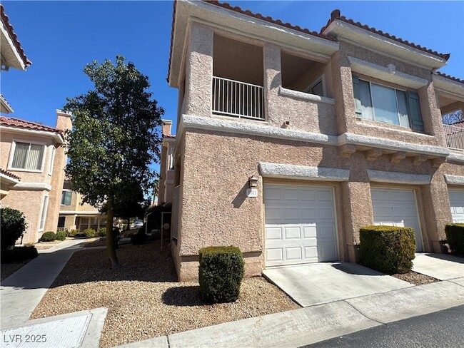 251 S Green Valley Pkwy, Unit 5511 in Henderson, NV - Building Photo - Building Photo