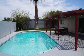 1732 E Hermosa Dr in Tempe, AZ - Building Photo - Building Photo