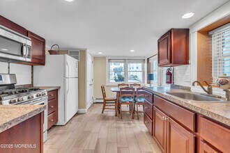 418 1st Ave in Manasquan, NJ - Building Photo - Building Photo