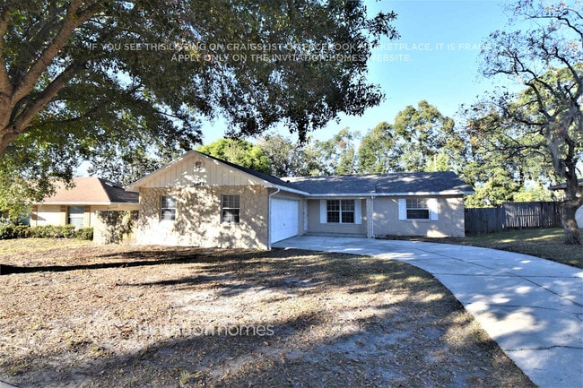 property at 2843 Bermuda Ave N