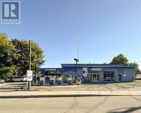 6679 Fourth Line Rd in Ottawa, ON - Building Photo