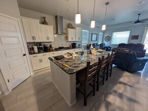 837 Via Glorieta in Santa Teresa, NM - Building Photo - Building Photo