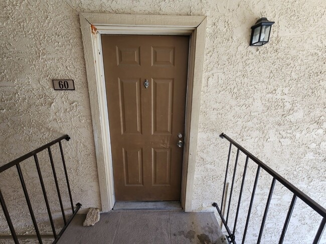 4470 Sandy River Dr in Las Vegas, NV - Foto de edificio - Building Photo