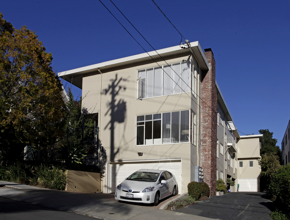 388-394 Staten Ave in Oakland, CA - Building Photo