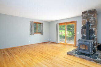 1802 Shelor Ln in Blacksburg, VA - Building Photo - Building Photo