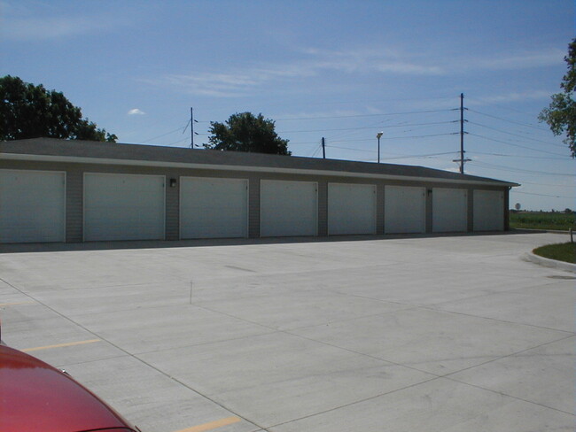 3620 Farnham Dr, Unit 4 in Ames, IA - Building Photo - Building Photo