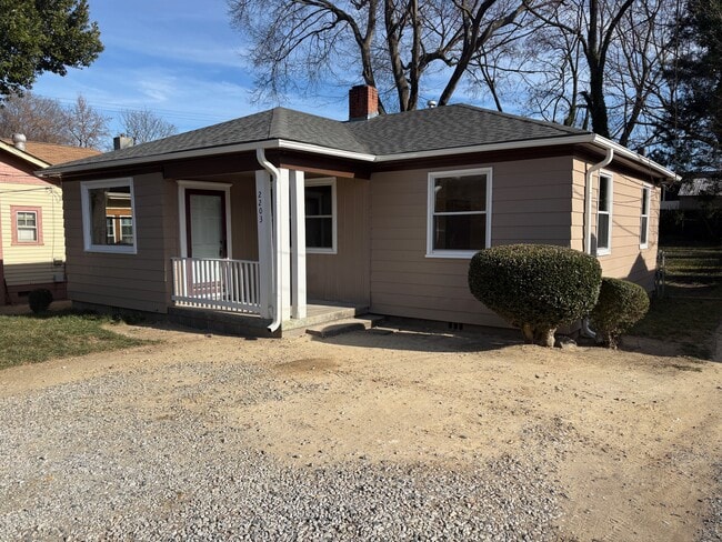 property at 2203 S Benbow Rd