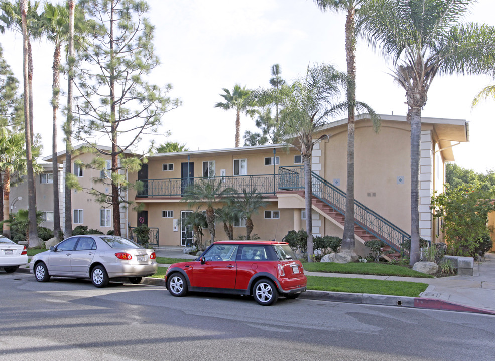 533-543 N Citrus St in Orange, CA - Building Photo