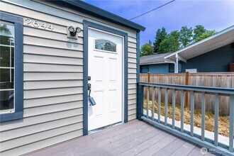 2644 SW 112th St in Seattle, WA - Building Photo - Building Photo
