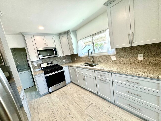 11446 Rivera Rd in Whittier, CA - Building Photo - Building Photo