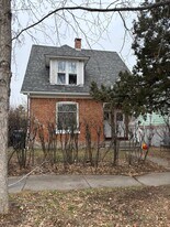 421 W Lamme St in Bozeman, MT - Building Photo