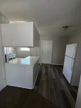 5706 E 40th Terrace in Kansas City, MO - Building Photo - Building Photo