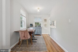 3230 S Utah St in Arlington, VA - Building Photo - Building Photo