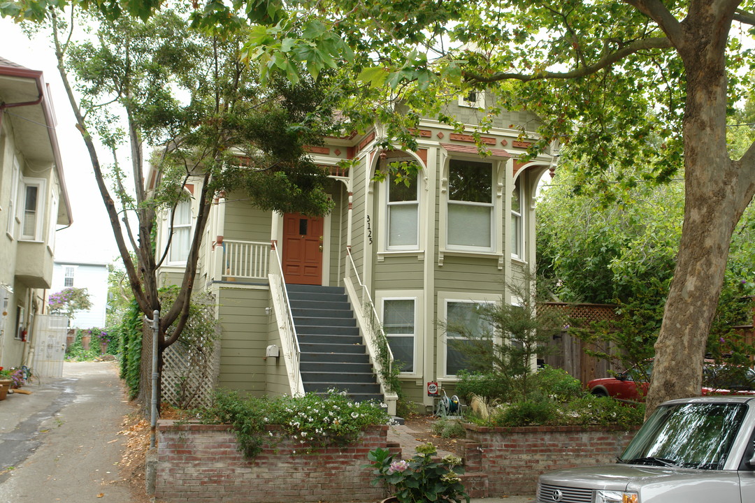 3123 King St in Berkeley, CA - Foto de edificio